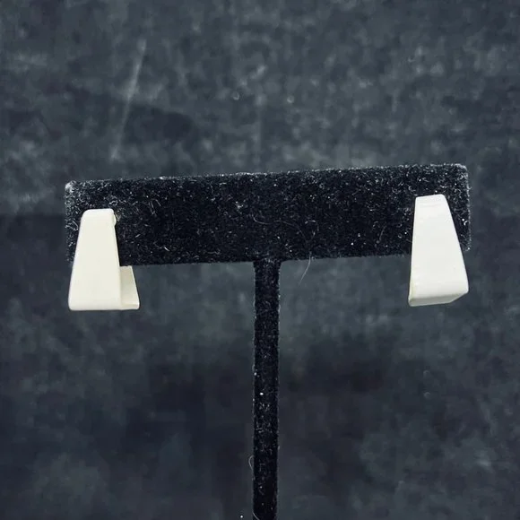 Lot of 6 Silver Tone Pierced Earrings (4830) - Picture 6 of 9